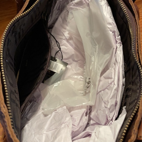 🎉Host Pick X 2🎉Brand New Frye Handbag - Picture 4 of 7